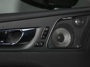 2020T8 E(q)(dng)źA g