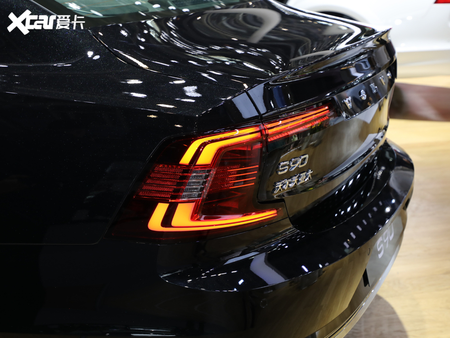 2021֠S90 B5 hA