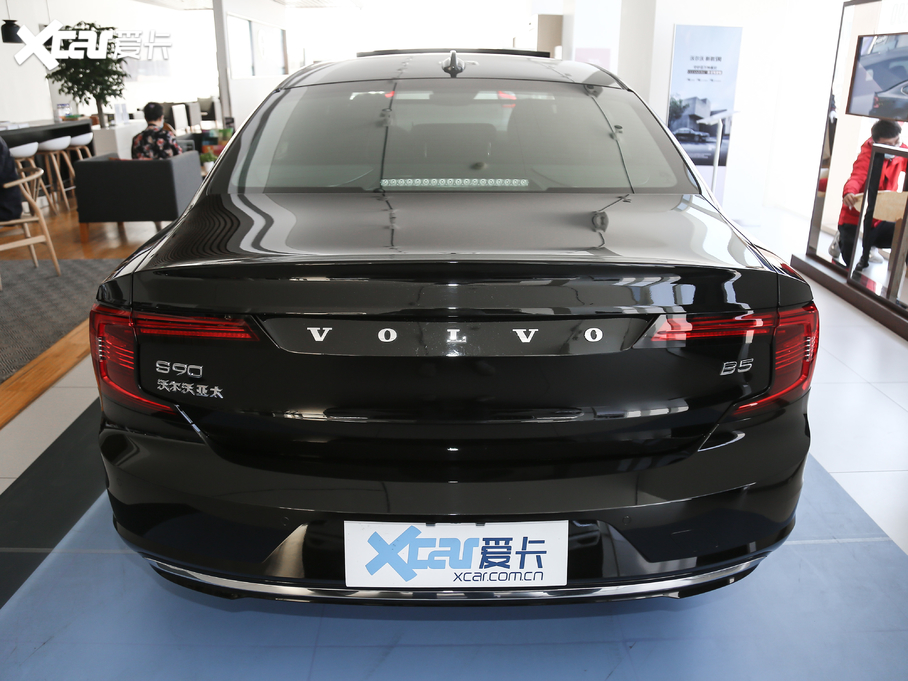 2021���֠���S90 B5 ���h���A��