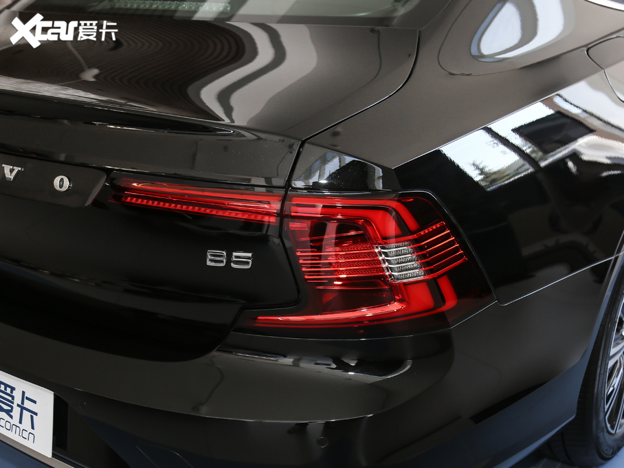 2021֠S90 B5 hA