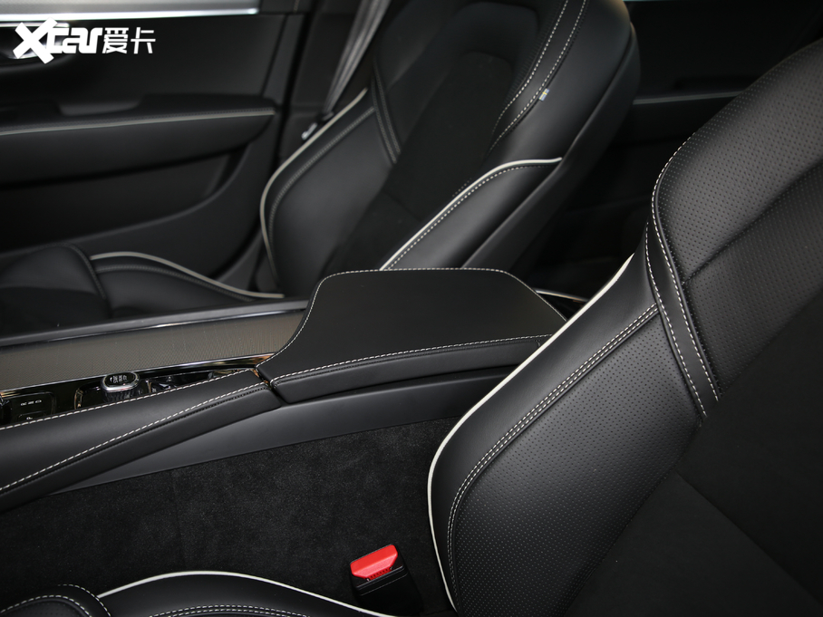 2021֠S90 B5 h(yun)\(yn)Ӱ