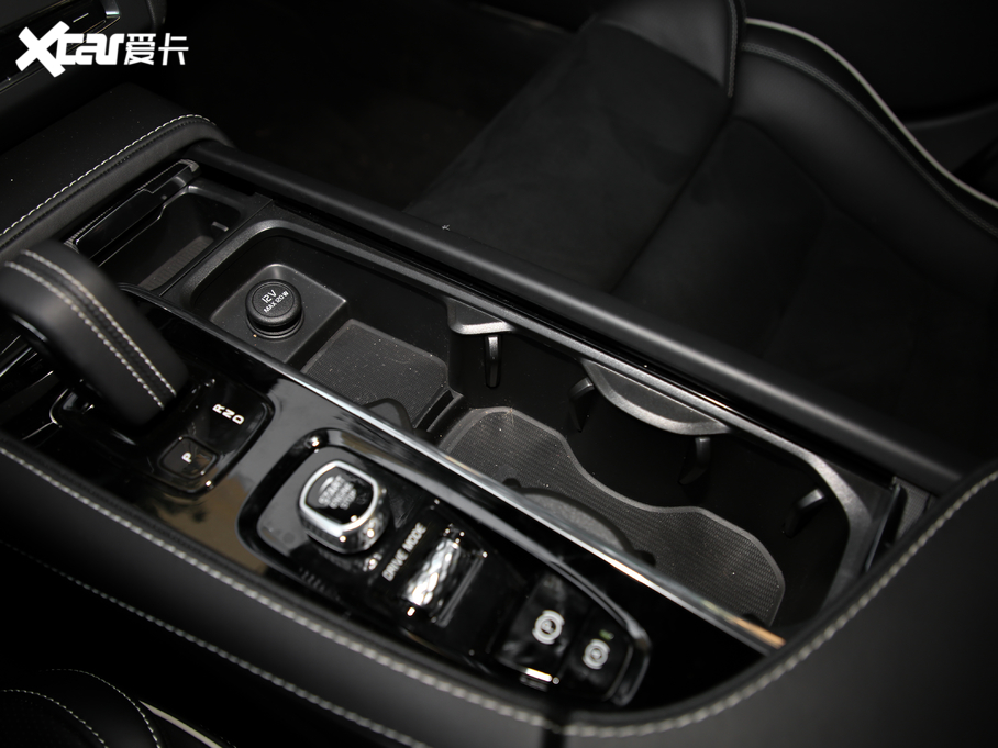 2021���֠���S90 B5 ���h�\�Ӱ�