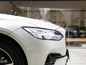 2021B5 \(yn)Ӱ (x)(ji)^