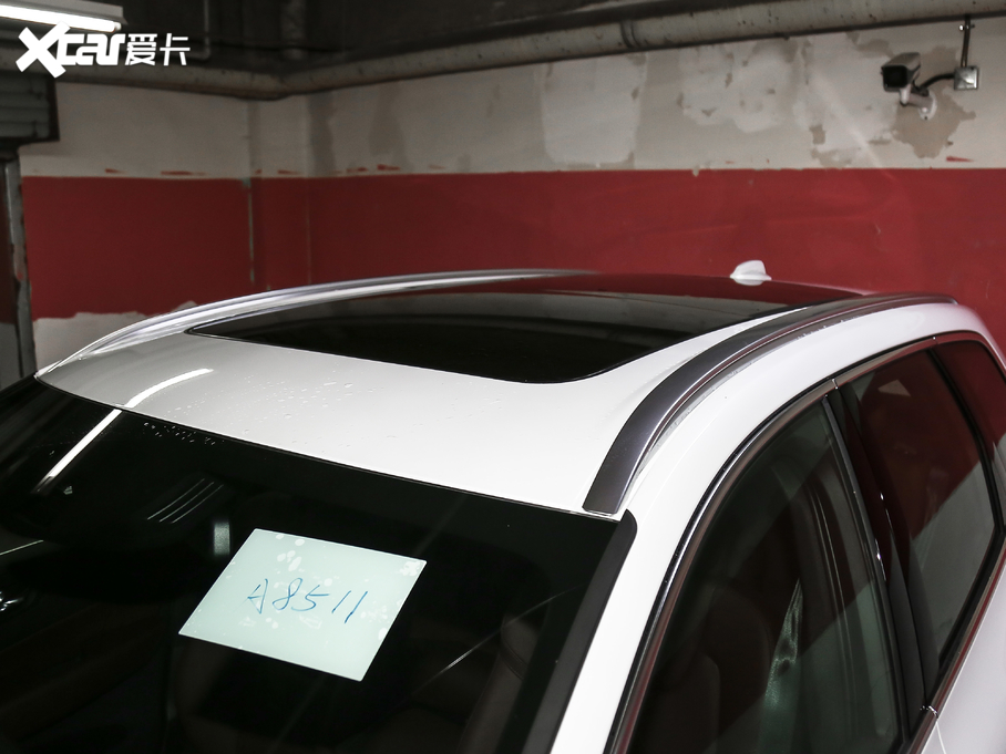 2021֠XC60 T5 (q)ݺA