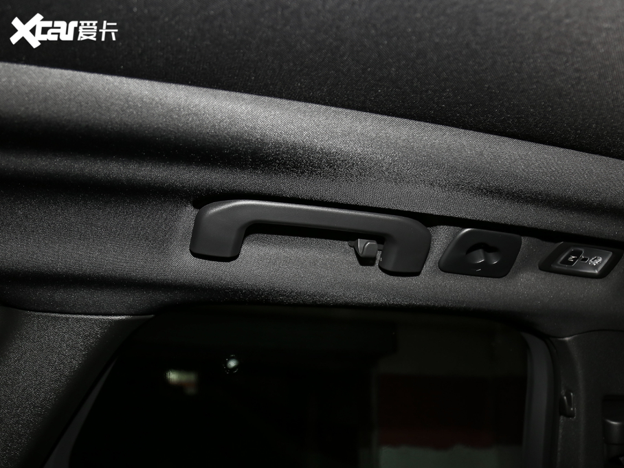 2021֠XC60 T5 (q)ݺA