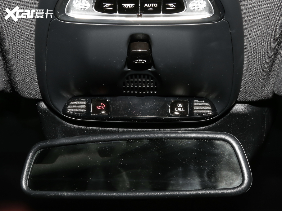 2021֠XC60 T5 (q)ݺA