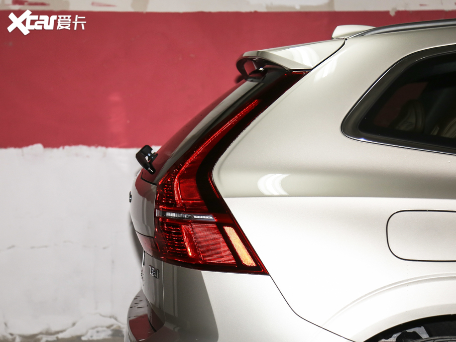 2021֠XC60 T5 hA