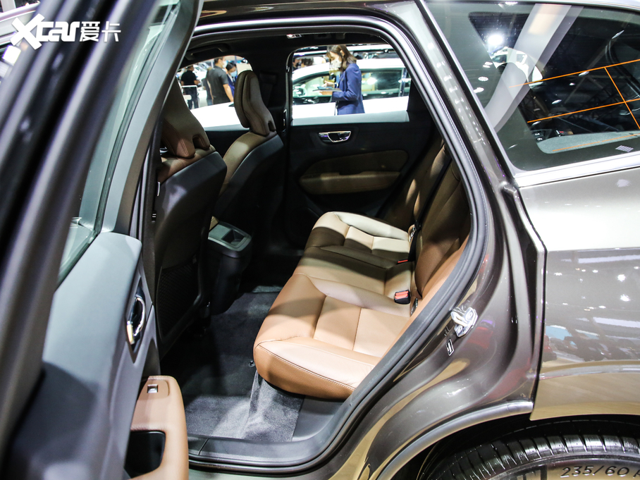 2021֠XC60 T5 ݺA