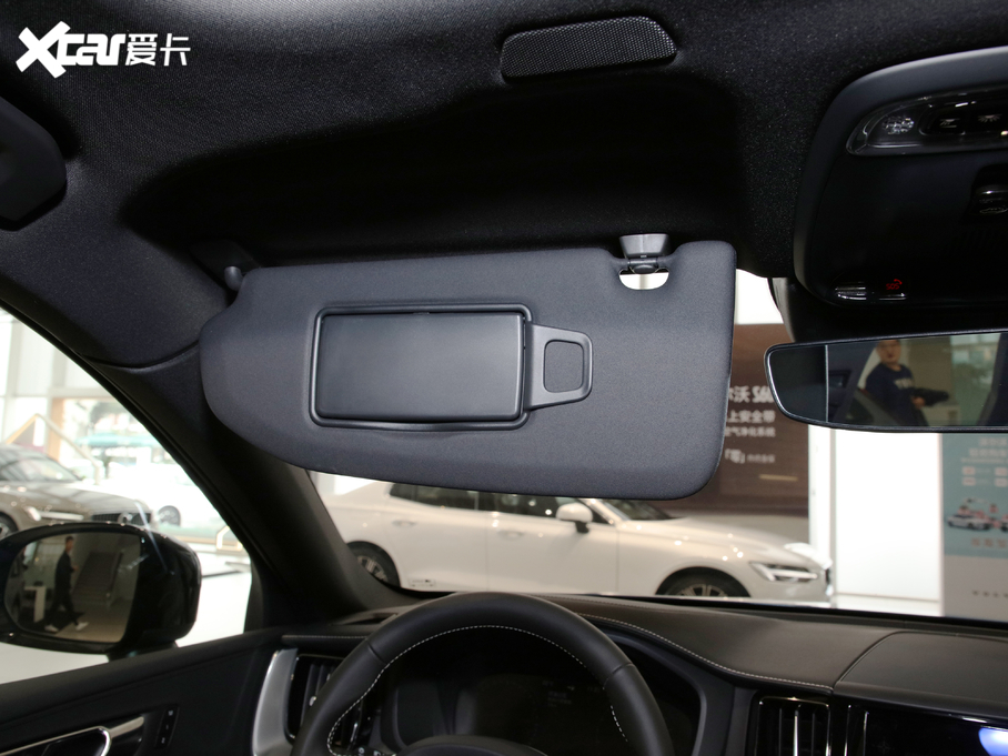 2021֠XC60 T5 (q)h(yun)\(yn)Ӱ