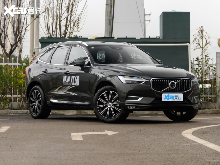2021֠XC60 T5 (q)źA