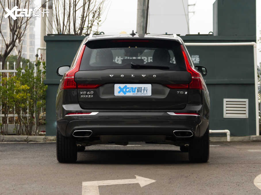 2021֠XC60 T5 źA