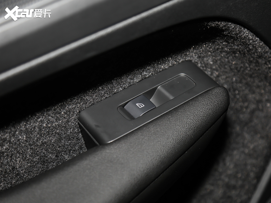 2021֠XC40 T4 (q)h(yun)A