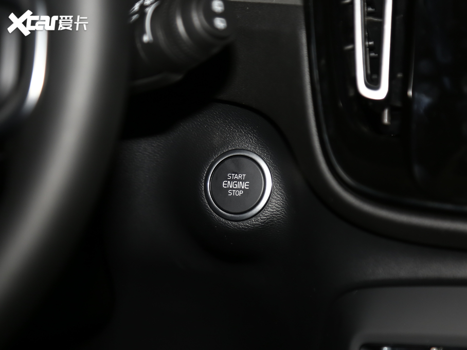 2021֠XC40 T4 (q)h(yun)A