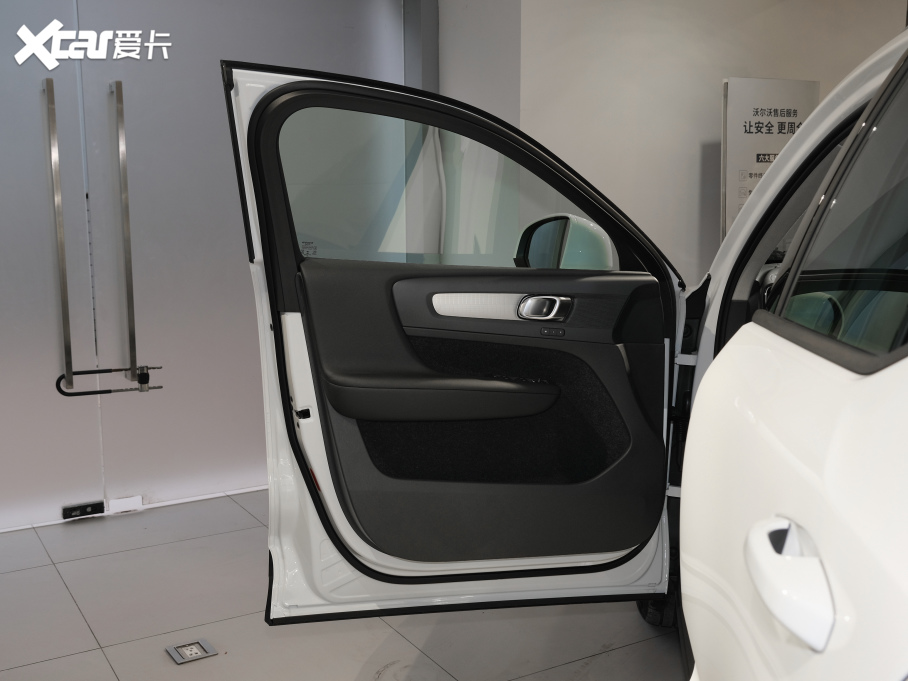 2021֠XC40 T4 (q)Еr(sh)а