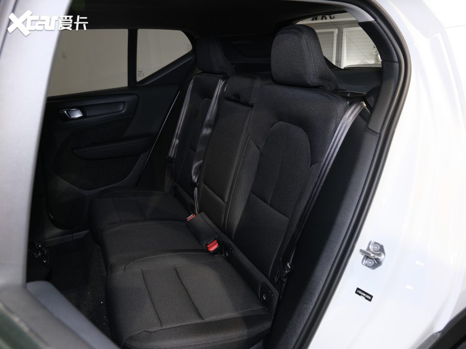 2021֠XC40 T4 (q)Еrа