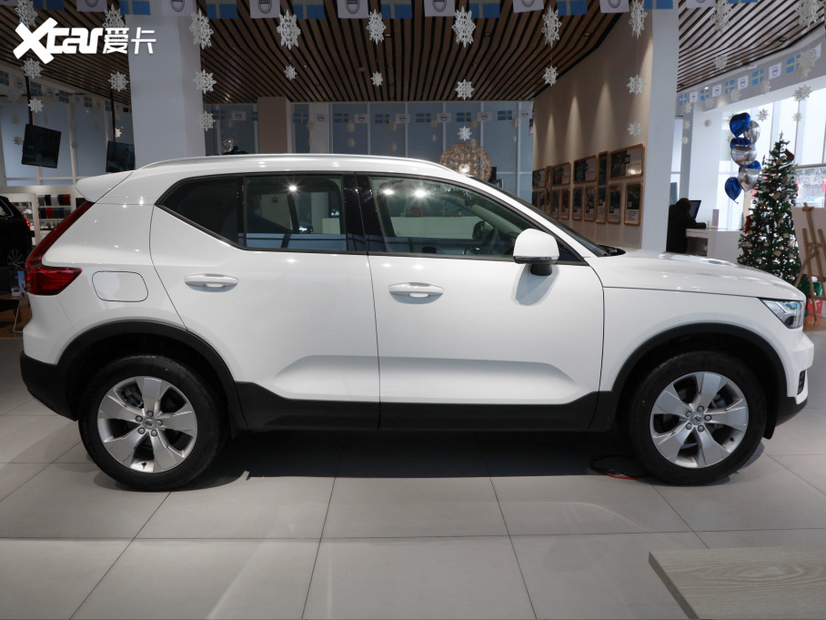 2021֠XC40 T3 Еrа