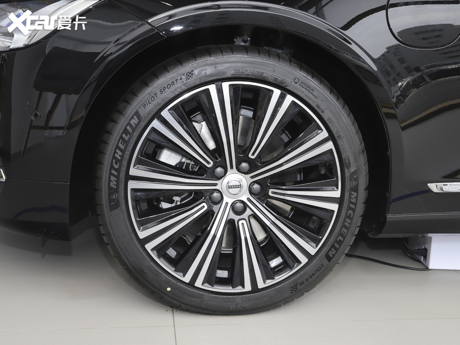 2021֠S90Դ T8 E źA