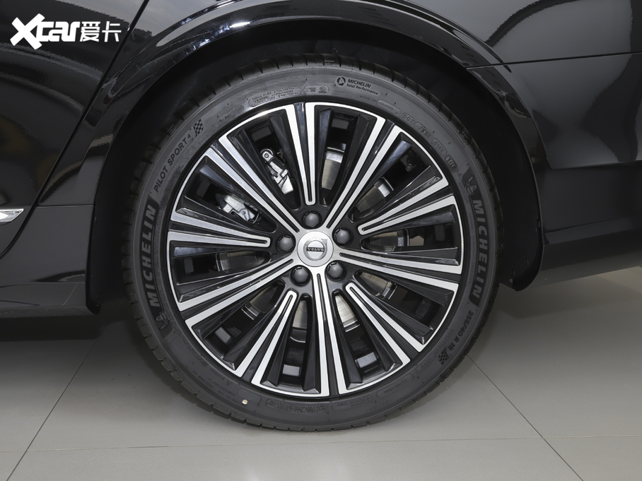 2021֠S90Դ T8 E źA