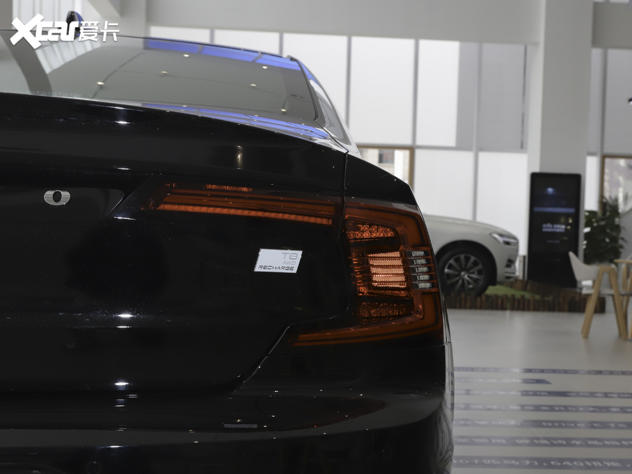 2021֠S90Դ T8 E źA