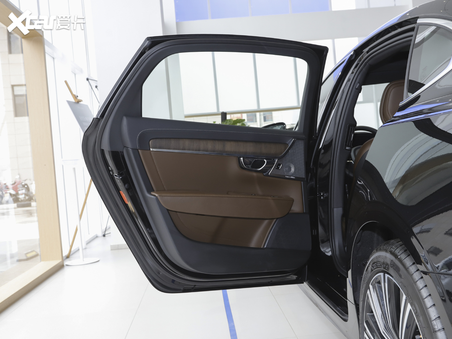 2021֠S90Դ T8 E źA