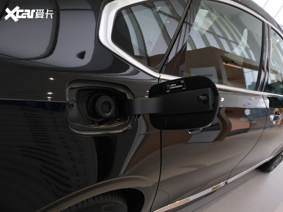 2021֠S90Դ T8 E ݺA