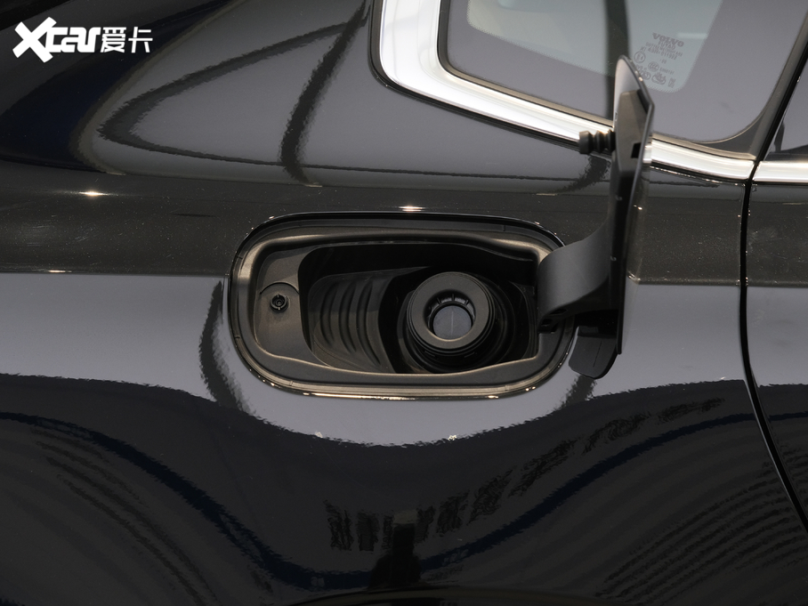 2021֠S90Դ T8 E ݺA