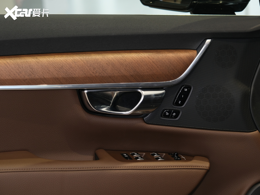 2021֠S90Դ T8 E(q) ݺA