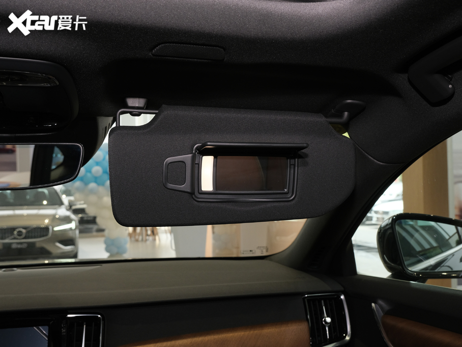 2021֠S90Դ T8 E ݺA