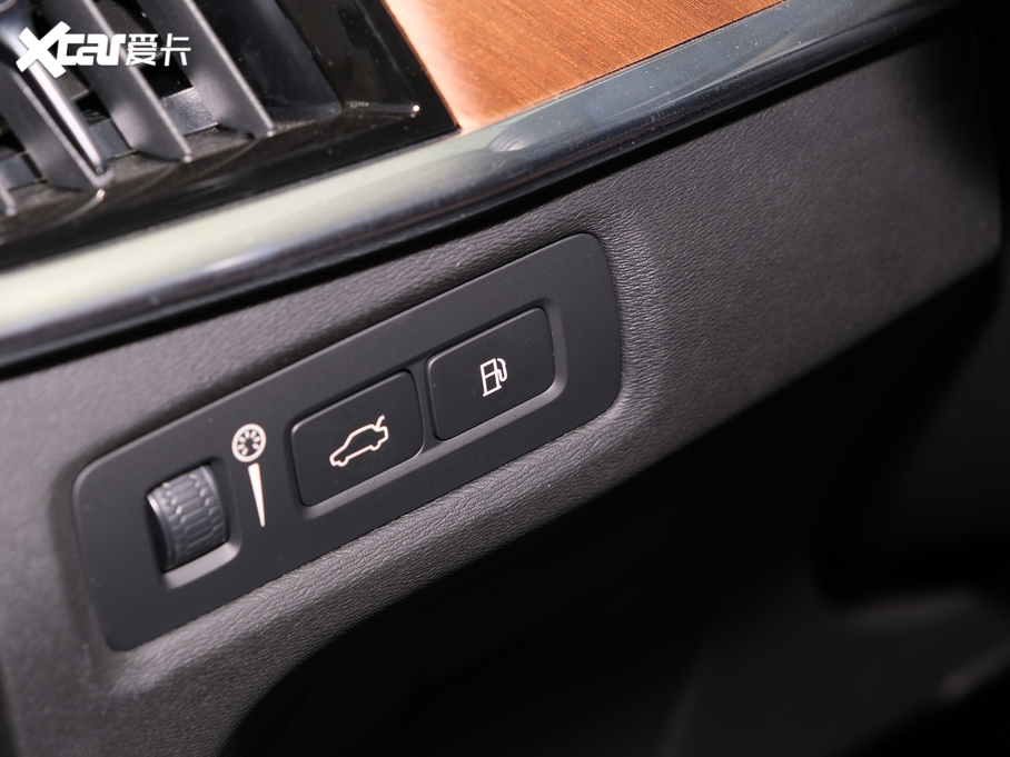 2021֠S90Դ T8 E(q)(dng) ݺA