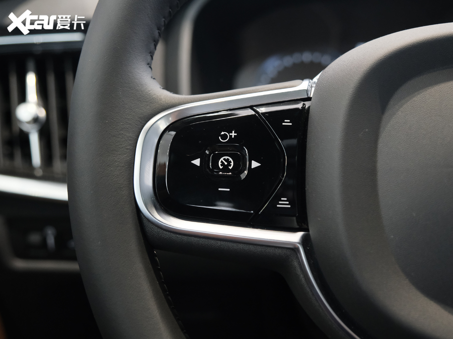 2021֠S90Դ T8 E ݺA