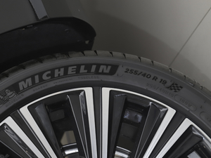 2021T8 E(q) źA (x)(ji)^