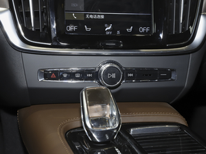 2021T8 E(q)(dng) źA {(dio)(ji)