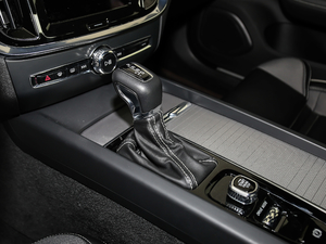 2021T4 h(yun)\(yn)(dng) QU