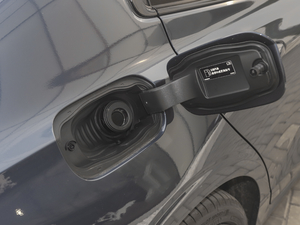 2021T8 E(q)(dng) (q)\(yn)(dng) w