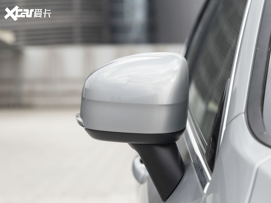 2022���֠���XC60 B5 ������ݺ��A��