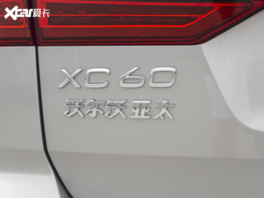 2022���֠���XC60 B5 ������ݺ��A��