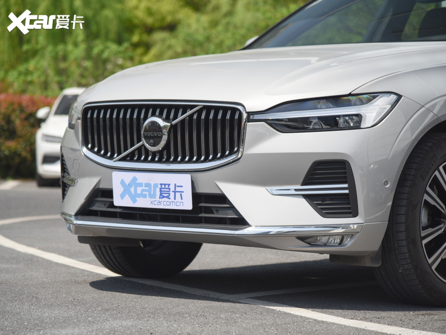 2022���֠���XC60 B5 ������ź��A��