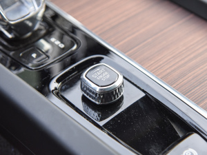 2022B5 (q)źA п؅^(q)