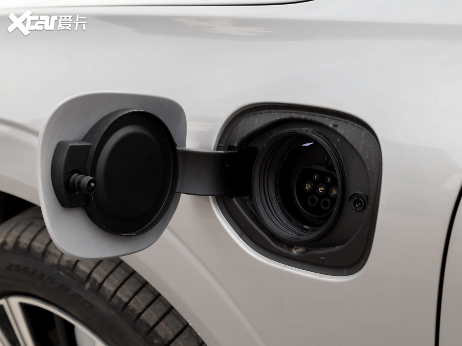 2022֠XC60Դ T8 (q)h(yun)A