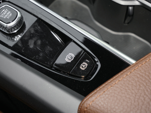 2022T8 늻 LmhA v܇Ƅ