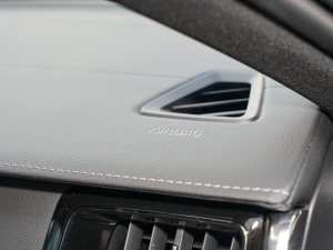 2022T8 늻 LmhA п؅^