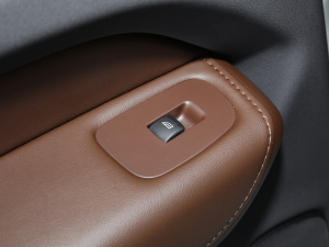 2022T8 늻 LmźA ܇ƅ^