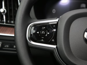 2022T8 늻 LmźA п؅^