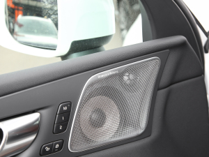 2022T8 늻 LmźA п؅^