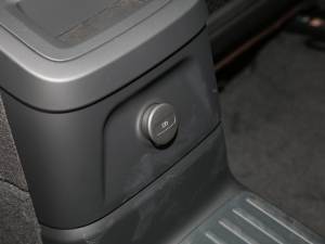 2022T8 늻 LmźA п؅^