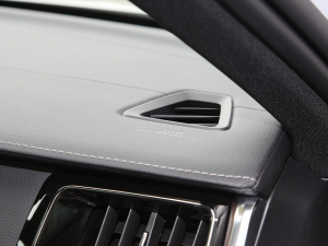 2022T8 늻 LmźA п؅^