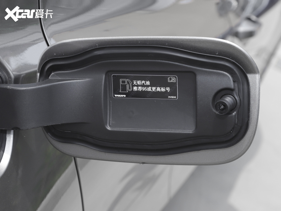 2022���֠���S60 B4 ���h���A��