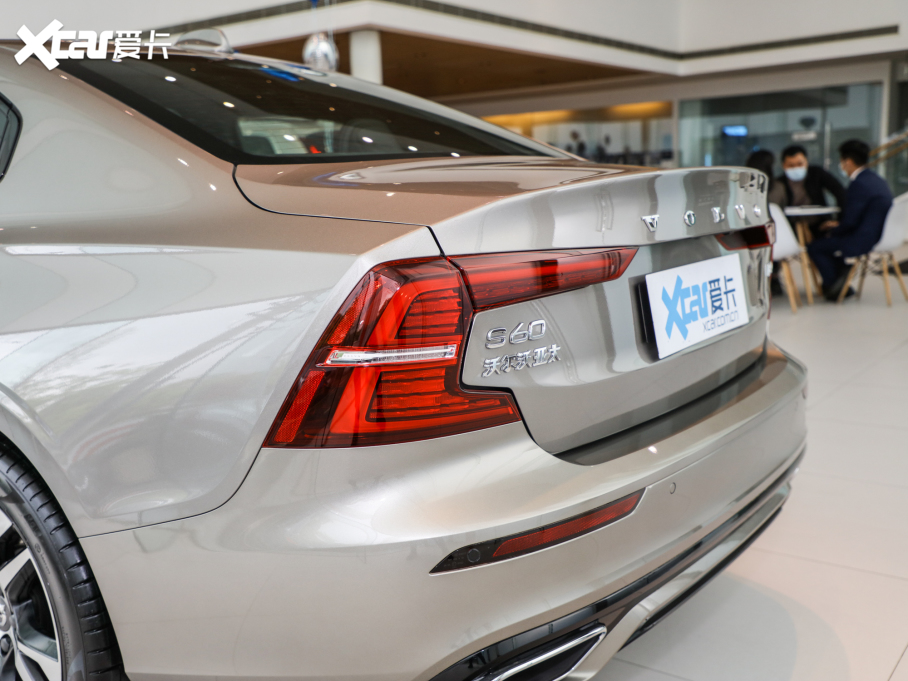 2022֠S60 B4 h\Ӱ