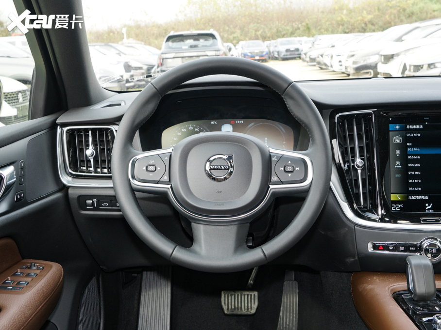 2022֠S60Դ T8 E(q)(dng) (q)ݺA