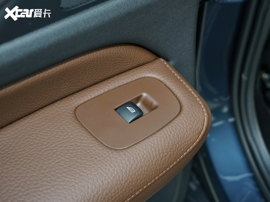 2022֠S60Դ T8 E(q) (q)ݺA